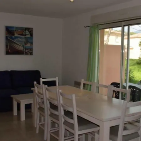 Le Domaine De Melody Hotel 3*